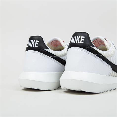 Nike Roshe Daybreak NM White & Black 